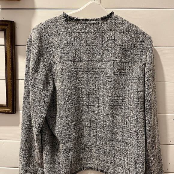 TAHARI black & Gray open front jacket frayed hem size 1x ⚠️ - Picture 8 of 9